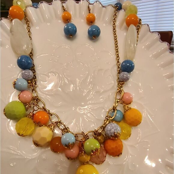Fashion Jewelry Jewelry - Pastel Beaded Necklace and Earring Set